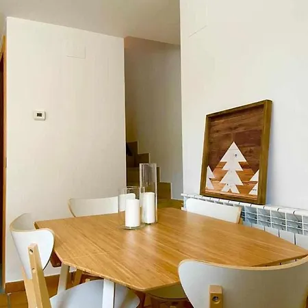 Adosado Oros Bajos Tatil Evi